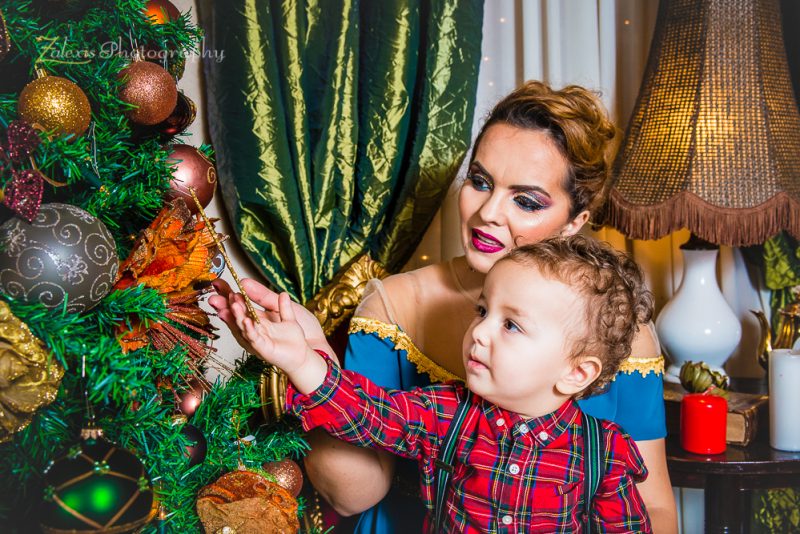 Sedinta foto de familie profesionala cu Zalexis Photography la Muzeul Taranului Roman