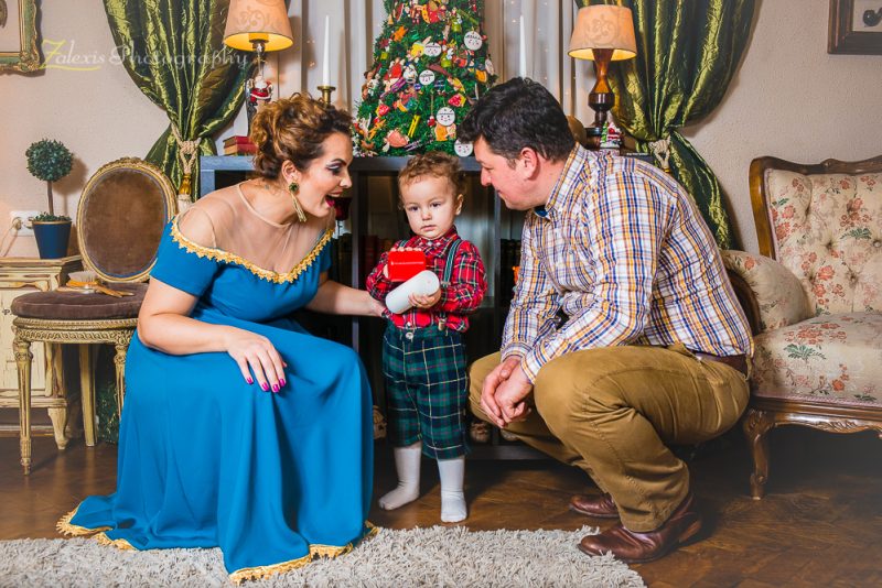 Sedinta foto de familie profesionala cu Zalexis Photography la Muzeul Taranului Roman